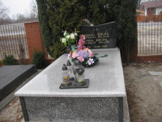 Grób Karolina Krupa
